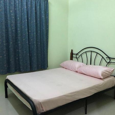 Afza Homestay Sura Free Unifi Kampong Sura Masjid Екстер'єр фото
