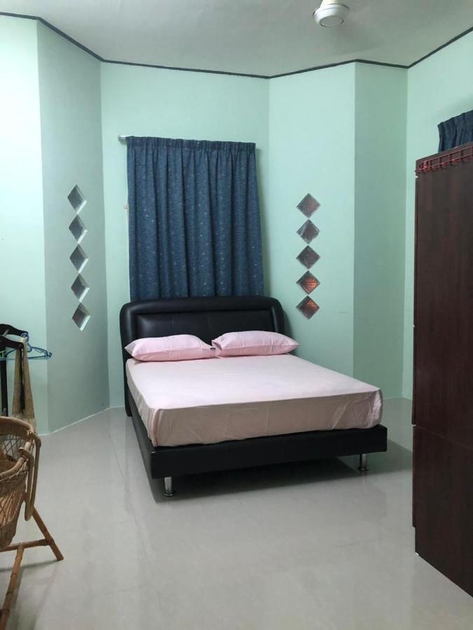 Afza Homestay Sura Free Unifi Kampong Sura Masjid Екстер'єр фото